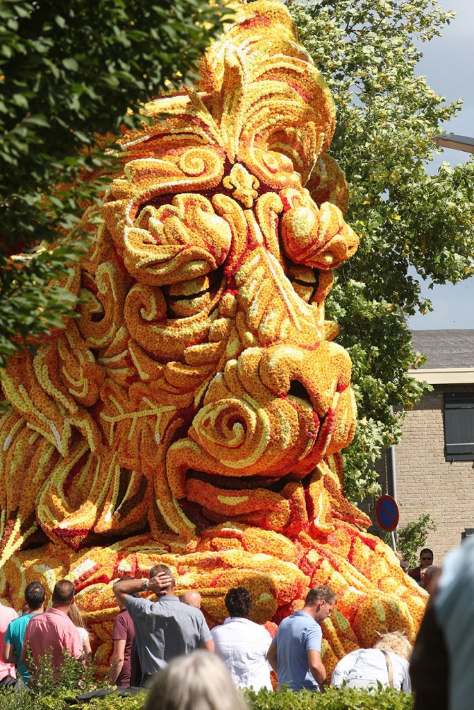 flower-sculpture-parade-corso-zundert-2016-netherlands-62