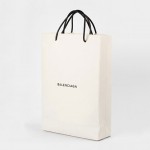 Vrhunac apsurda: Ovu “dizajnersku” vrećicu prodaju po nevjerovatnoj cijeni