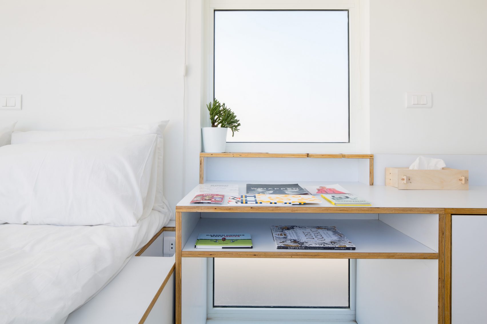 shoe-box-apartment-col_3-1704x1136