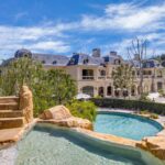Paris Hilton kupila bivši dvorac Marka Wahlberga u Beverly Hillsu za 63 miliona dolara