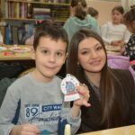 U Gradskoj čitaonici Prijedor održana dječija radionica “Dok pahulje padaju, zamisli želju”